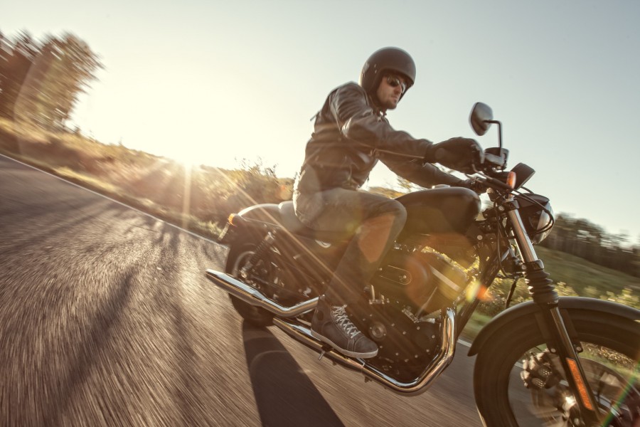 Quelle est l'histoire de la marque Indian et de la gamme Scout Bobber ?